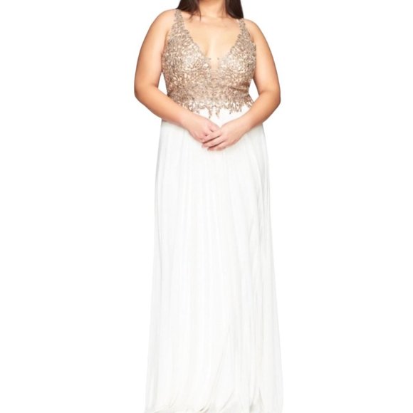 Faviana Gold Embroidered Bodice Chiffon Skirt Gown White Size 16W NWT